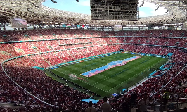 着成千上万 着成千上万